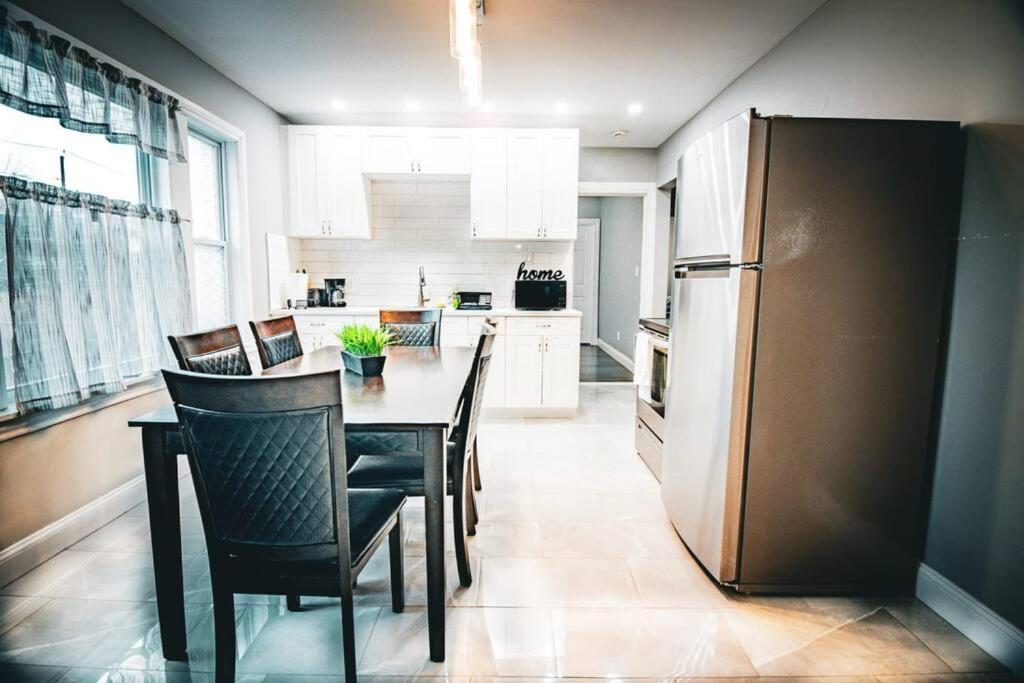Comfortable 3Br, 1 Bath Close To The Falls Niagara Falls Kültér fotó