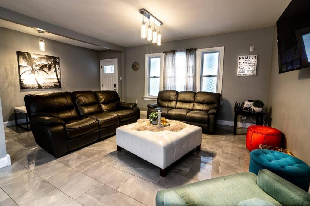 Comfortable 3Br, 1 Bath Close To The Falls Niagara Falls Kültér fotó